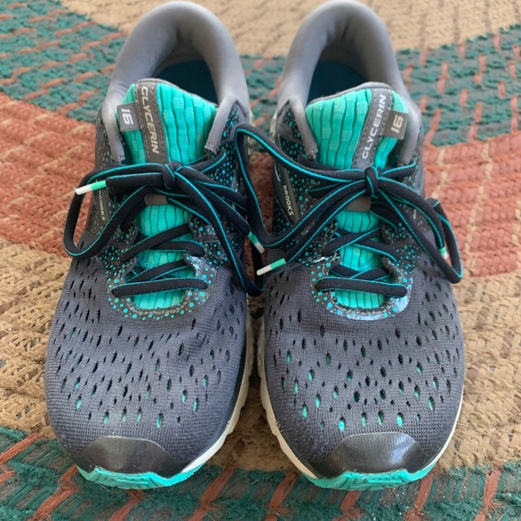 brooks running glycerin 16